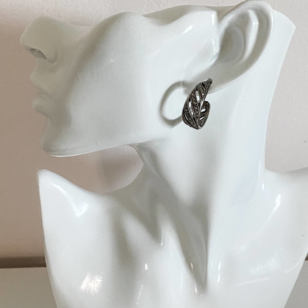VTG Silver Gunmetal Grey Hoop Earrings